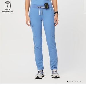 Yola Skinny Scrub Pants in ceil blue